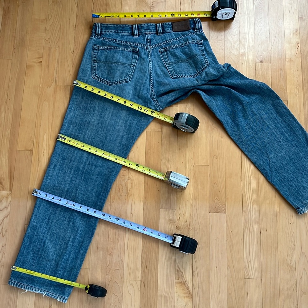 👖34x30 Relaxed Fit Blue Jeans with Faded Details by Ermenegildo Zegna - Picture 6 of 17